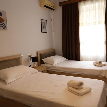 Daniel City Center Apartment 培拉特 外观 照片