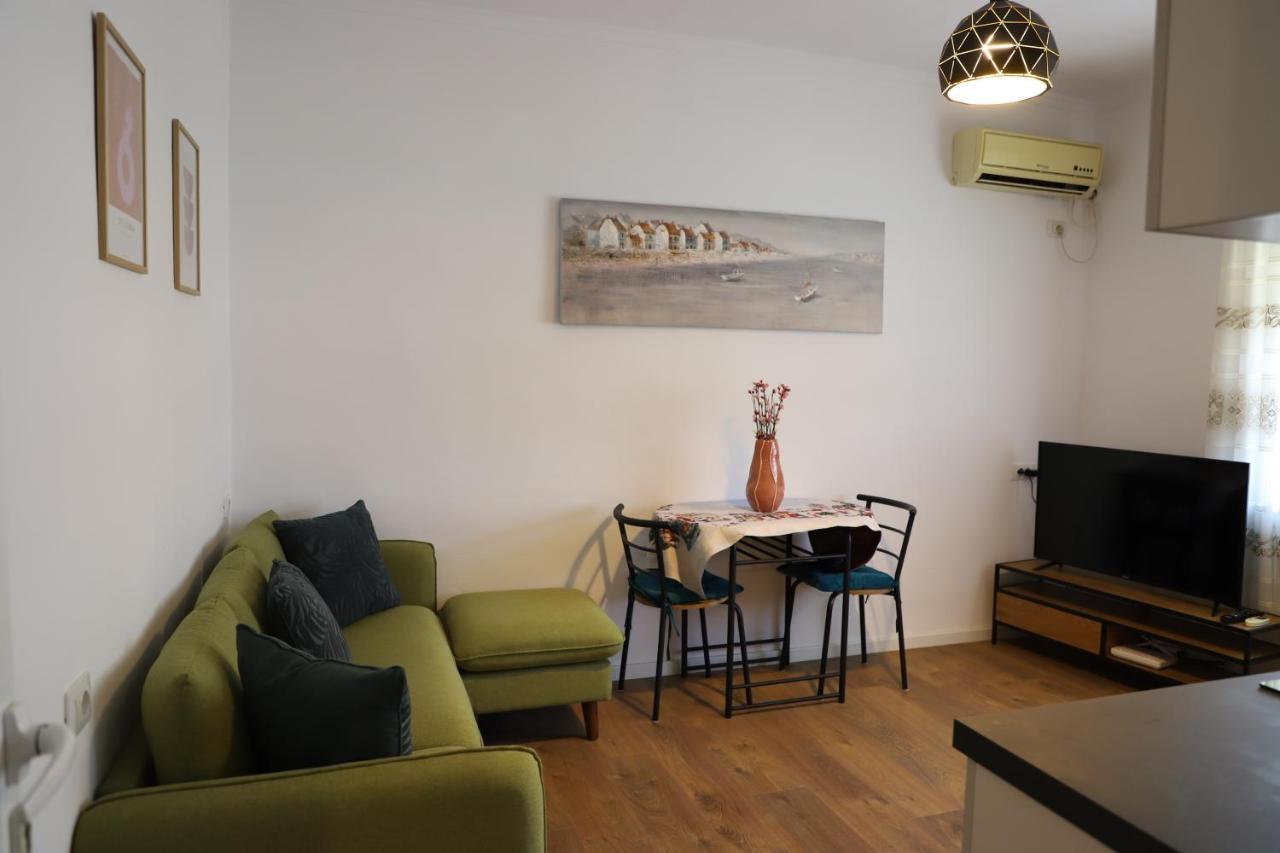 Daniel City Center Apartment 培拉特 外观 照片