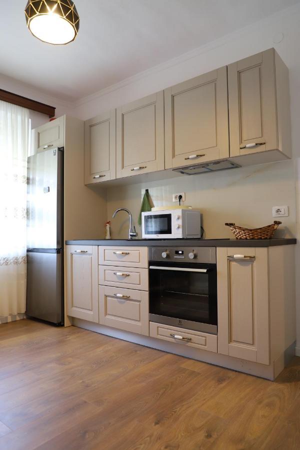 Daniel City Center Apartment 培拉特 外观 照片