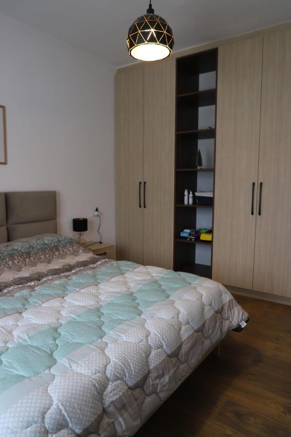 Daniel City Center Apartment 培拉特 外观 照片