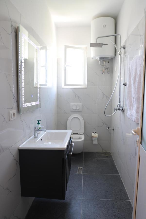 Daniel City Center Apartment 培拉特 外观 照片