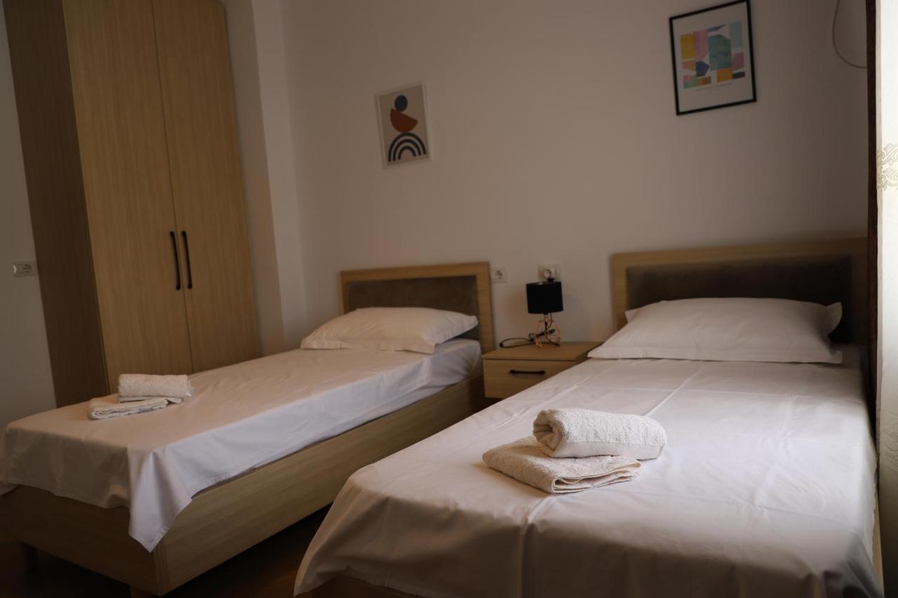 Daniel City Center Apartment 培拉特 外观 照片
